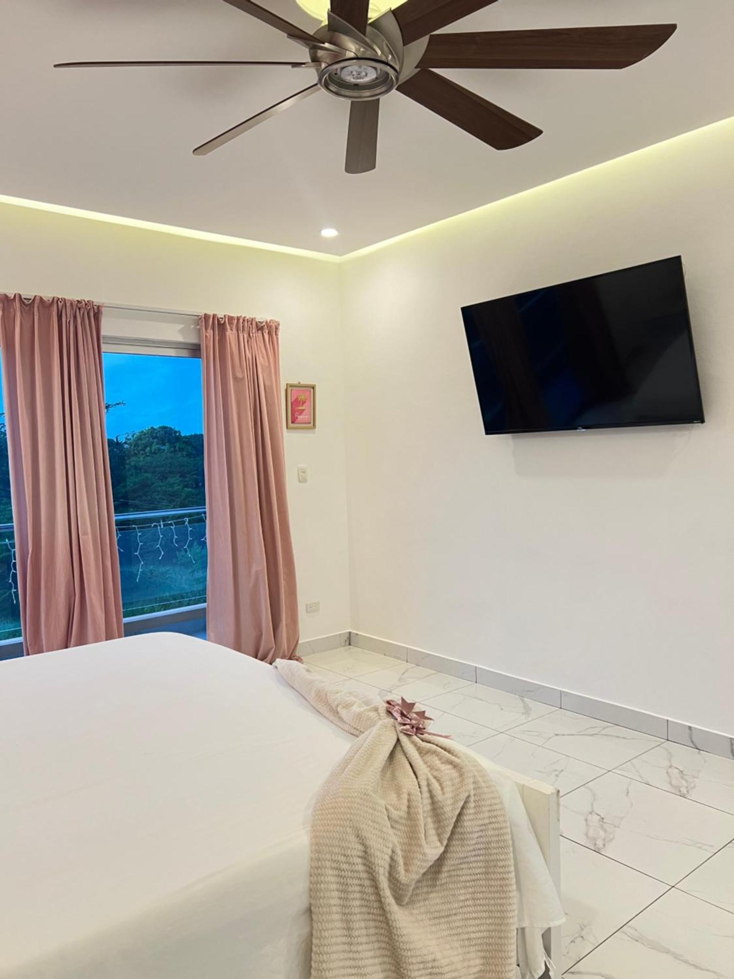 5 Star Villa Minutes From Airport And Beaches Sosúa Zewnętrze zdjęcie
